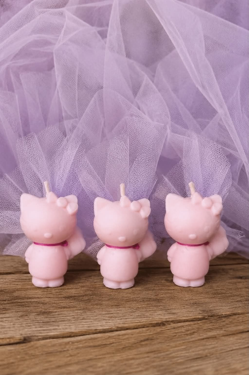 ce4468c5-7ea8-42cc-afde-f7df5b314437 Hello Kitty - Image 1